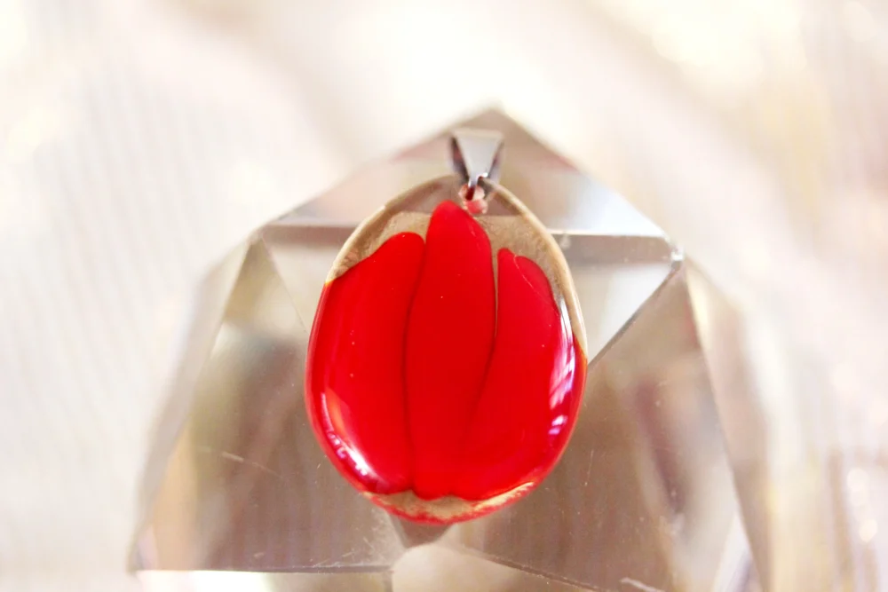 Tulipán medál, szerelmi üzenetet is jelenthet egy ilyen medál